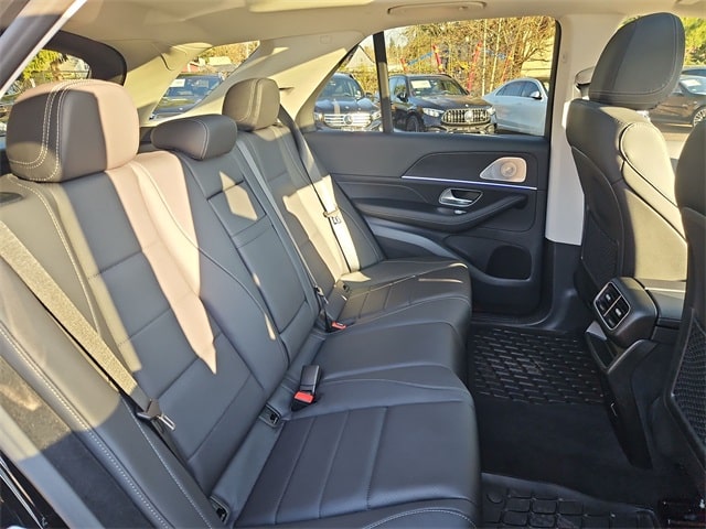 Thumbnail: 2026 Mercedes-Benz GLE - 30