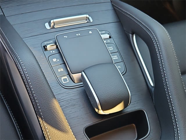 Thumbnail: 2026 Mercedes-Benz GLE - 40