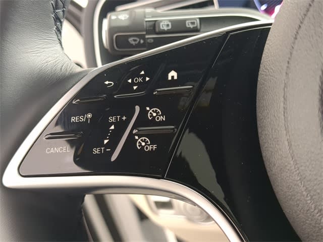 Thumbnail: 2026 Mercedes-Benz GLE - 30