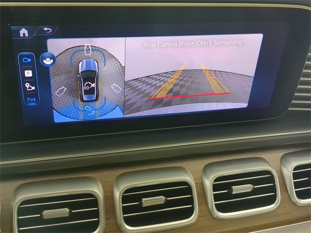 Thumbnail: 2026 Mercedes-Benz GLE - 34