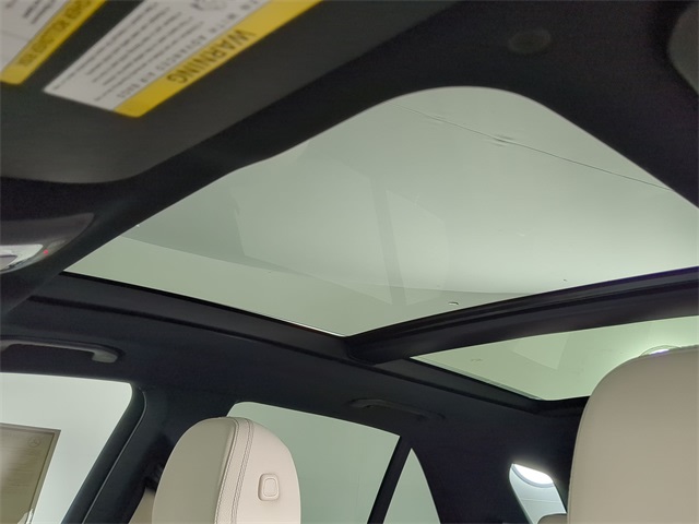 Thumbnail: 2026 Mercedes-Benz GLE - 26