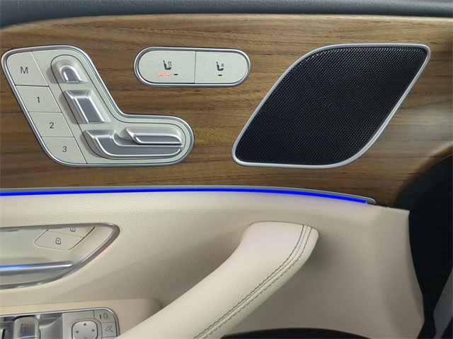 Thumbnail: 2026 Mercedes-Benz GLE - 35