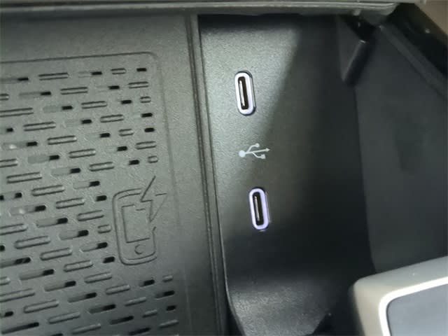 Thumbnail: 2026 Mercedes-Benz GLE - 19