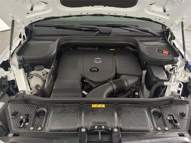 Thumbnail: 2026 Mercedes-Benz GLE - 9