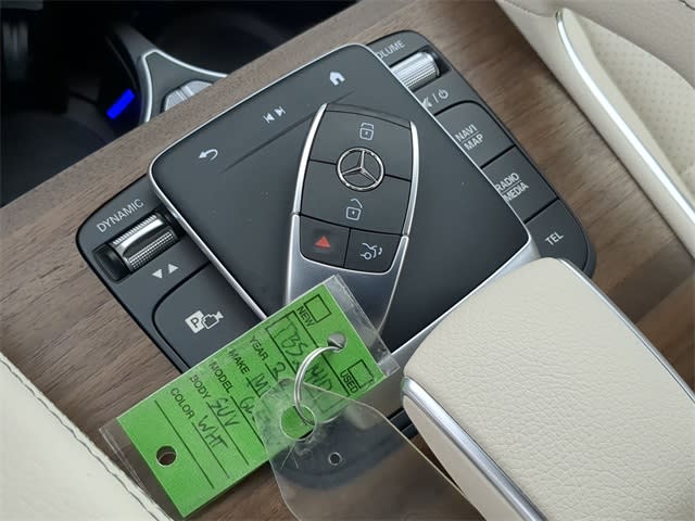 Thumbnail: 2026 Mercedes-Benz GLE - 18