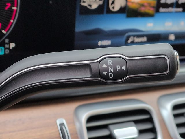 Thumbnail: 2026 Mercedes-Benz GLE - 37