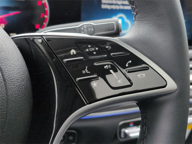 Thumbnail: 2026 Mercedes-Benz GLE - 31