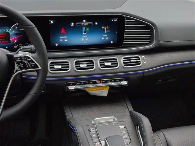 Thumbnail: 2026 Mercedes-Benz GLE - 15