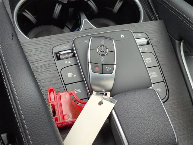 Thumbnail: 2026 Mercedes-Benz GLE - 18