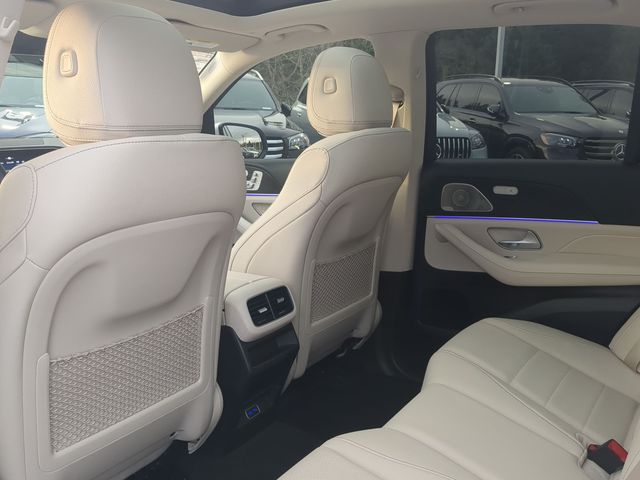 Thumbnail: 2026 Mercedes-Benz GLE - 13