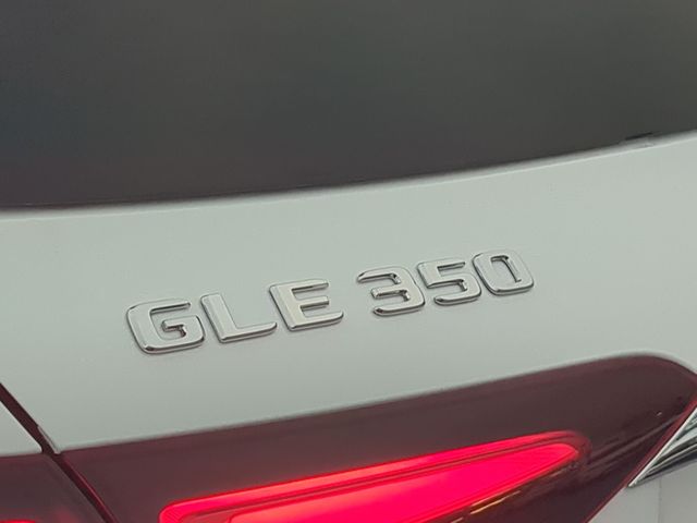 Thumbnail: 2026 Mercedes-Benz GLE - 24