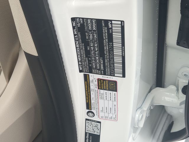 Thumbnail: 2026 Mercedes-Benz GLE - 38