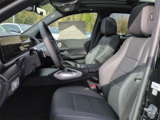 Thumbnail: 2026 Mercedes-Benz GLE - 10