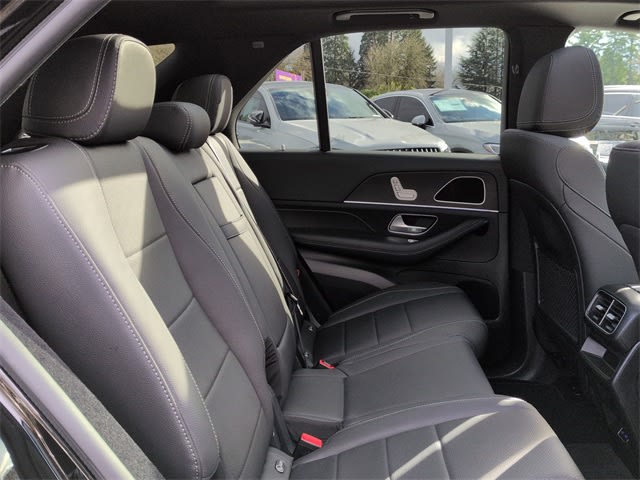 Thumbnail: 2026 Mercedes-Benz GLE - 28