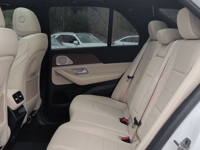 Thumbnail: 2026 Mercedes-Benz GLE - 27