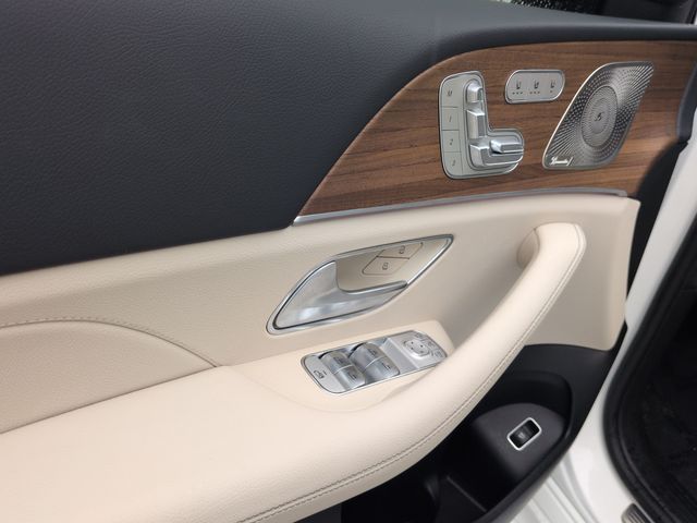 Thumbnail: 2026 Mercedes-Benz GLE - 25