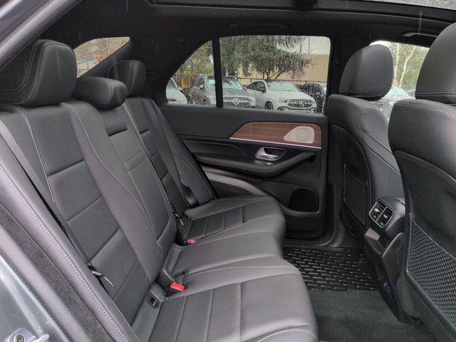 Thumbnail: 2026 Mercedes-Benz GLE - 27