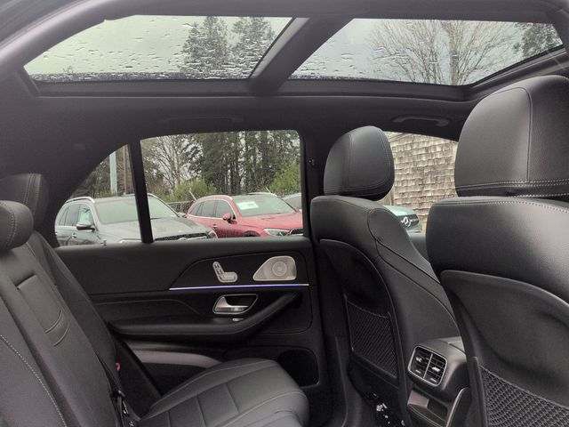 Thumbnail: 2026 Mercedes-Benz GLE - 29