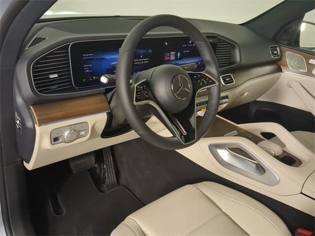 Thumbnail: 2026 Mercedes-Benz GLE - 2