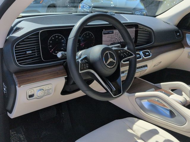 Thumbnail: 2026 Mercedes-Benz GLE - 2