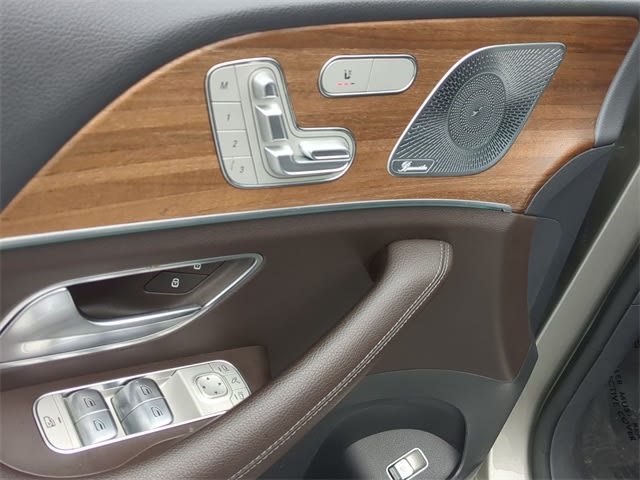 Thumbnail: 2020 Mercedes-Benz GLE - 26