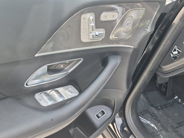 Thumbnail: 2023 Mercedes-Benz GLE - 25