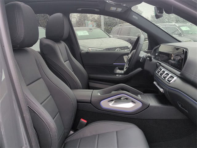 Thumbnail: 2026 Mercedes-Benz GLE - 12