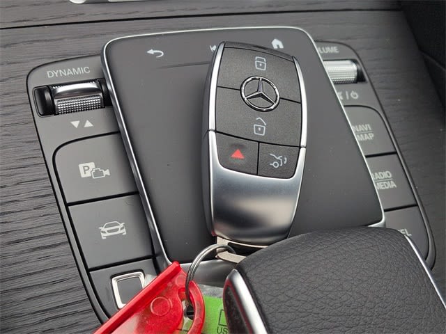 Thumbnail: 2026 Mercedes-Benz GLE - 36