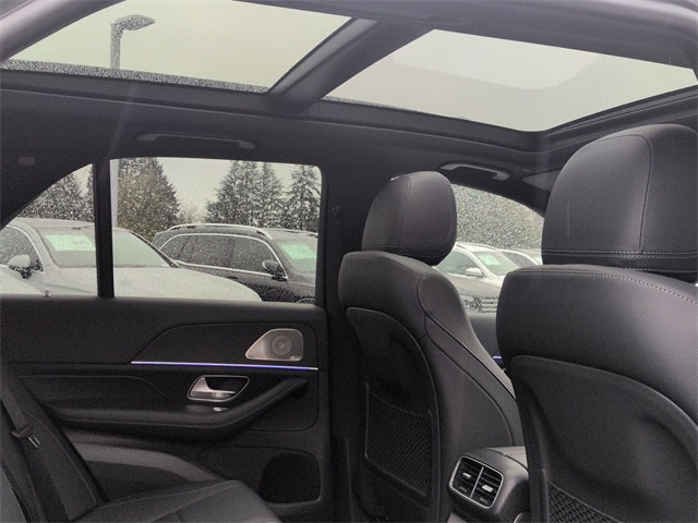 Thumbnail: 2026 Mercedes-Benz GLE - 28