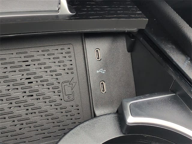 Thumbnail: 2026 Mercedes-Benz GLE - 34