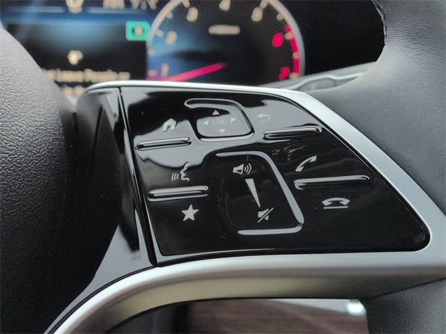 Thumbnail: 2026 Mercedes-Benz GLE - 31