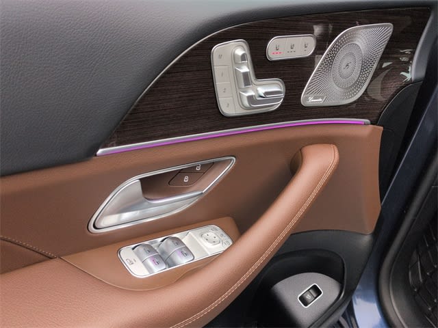 Thumbnail: 2026 Mercedes-Benz GLE - 25