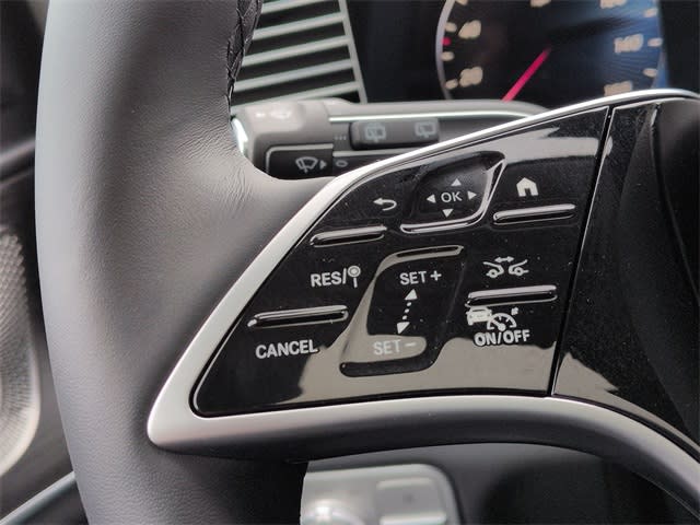 Thumbnail: 2026 Mercedes-Benz GLE - 31