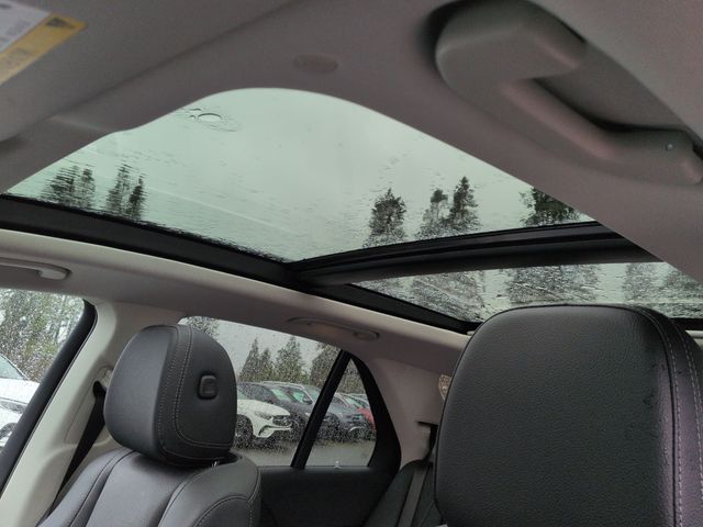 Thumbnail: 2026 Mercedes-Benz GLE - 27