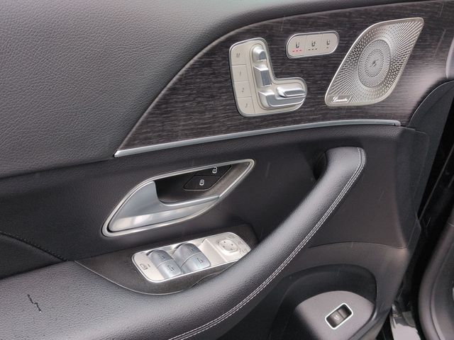 Thumbnail: 2026 Mercedes-Benz GLE - 26