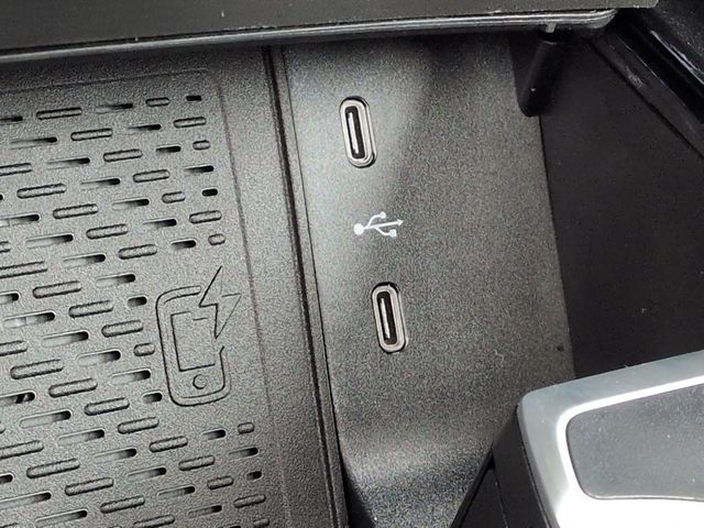 Thumbnail: 2026 Mercedes-Benz GLE - 37