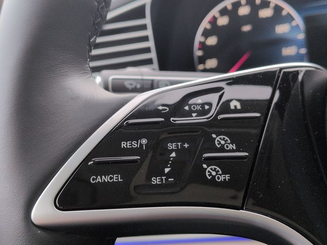 Thumbnail: 2026 Mercedes-Benz GLE - 30