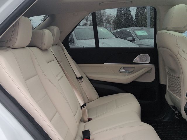 Thumbnail: 2026 Mercedes-Benz GLE - 28