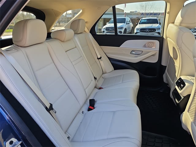 Thumbnail: 2026 Mercedes-Benz GLE - 30