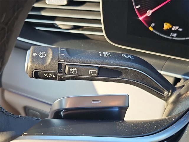 Thumbnail: 2026 Mercedes-Benz GLE - 34