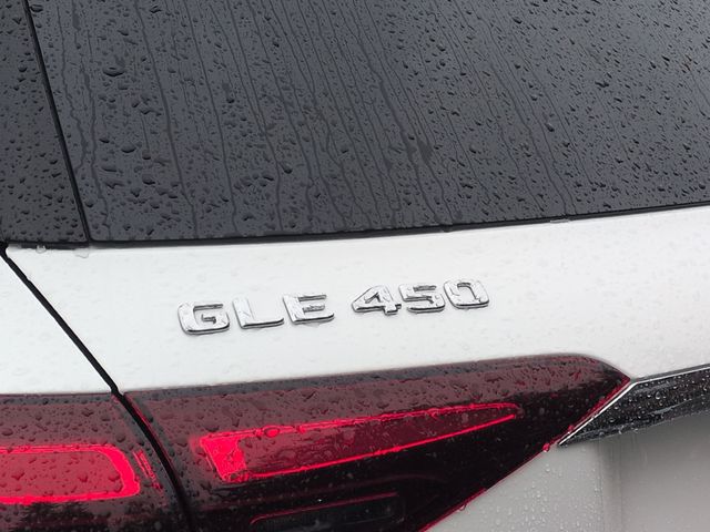 Thumbnail: 2026 Mercedes-Benz GLE - 24