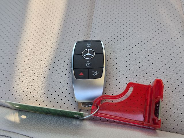 Thumbnail: 2026 Mercedes-Benz GLE - 19