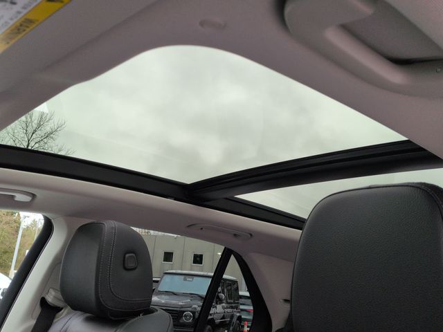 Thumbnail: 2026 Mercedes-Benz GLE - 26