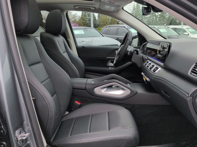 Thumbnail: 2026 Mercedes-Benz GLE - 12