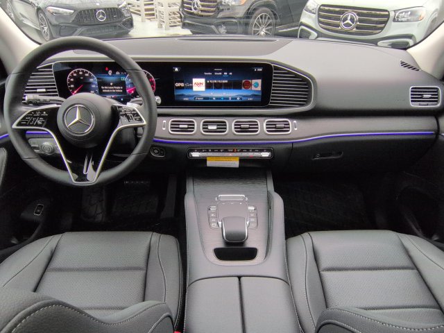 Thumbnail: 2026 Mercedes-Benz GLE - 10