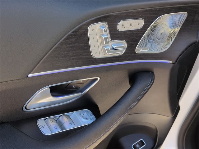 Thumbnail: 2026 Mercedes-Benz GLE - 25