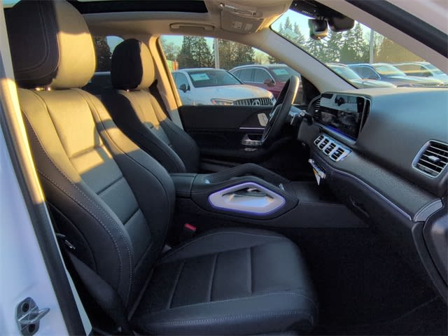 Thumbnail: 2026 Mercedes-Benz GLE - 12