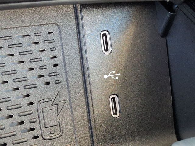 Thumbnail: 2026 Mercedes-Benz GLE - 19