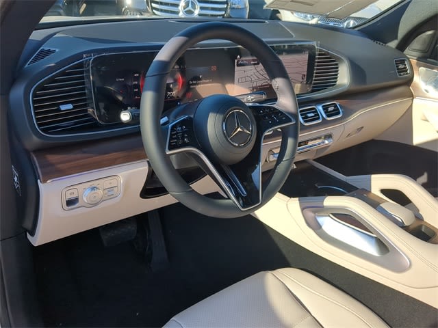 Thumbnail: 2025 Mercedes-Benz GLE - 2