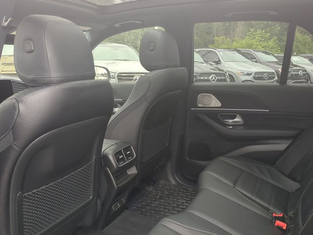 Thumbnail: 2025 Mercedes-Benz GLE - 13